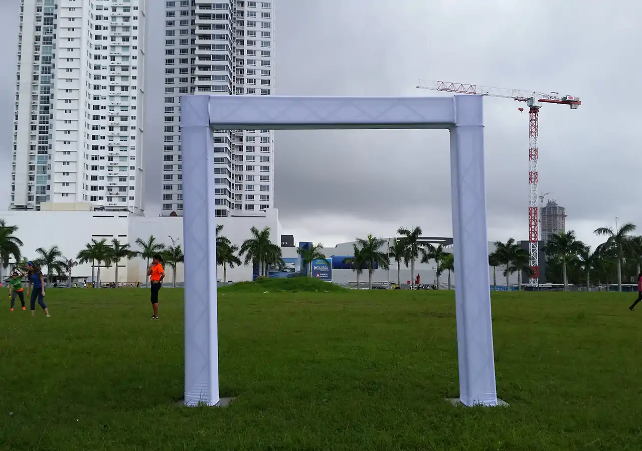 banner con estructura de araña