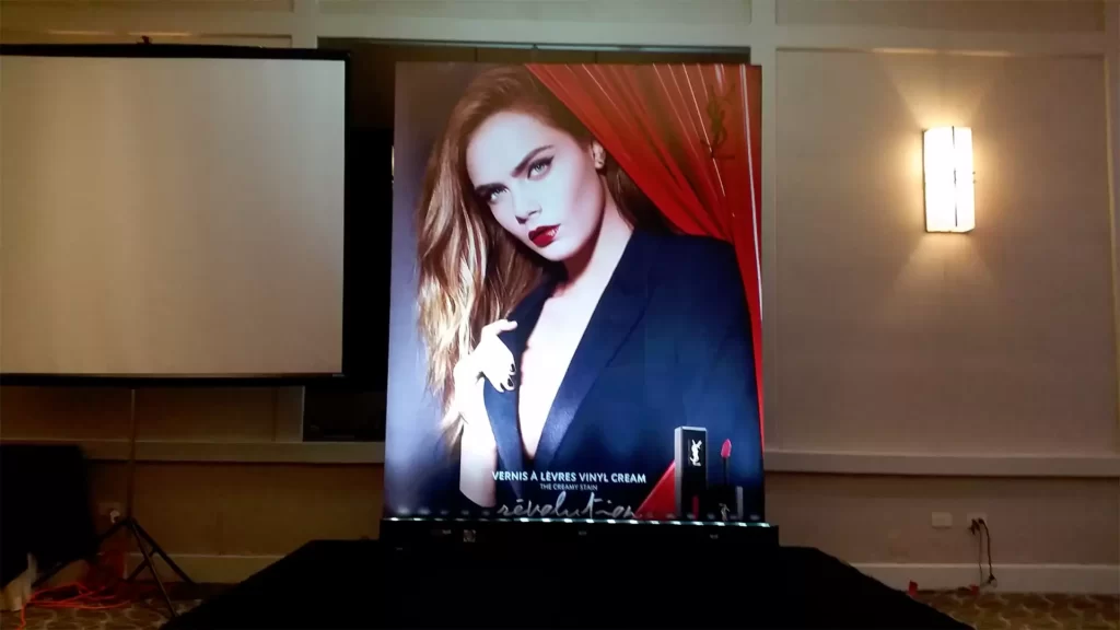 bastidor para cartel de lona
