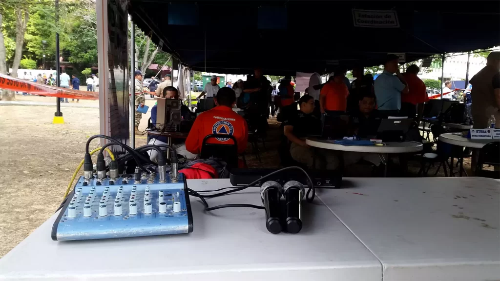 sistema de audio profesional jbl